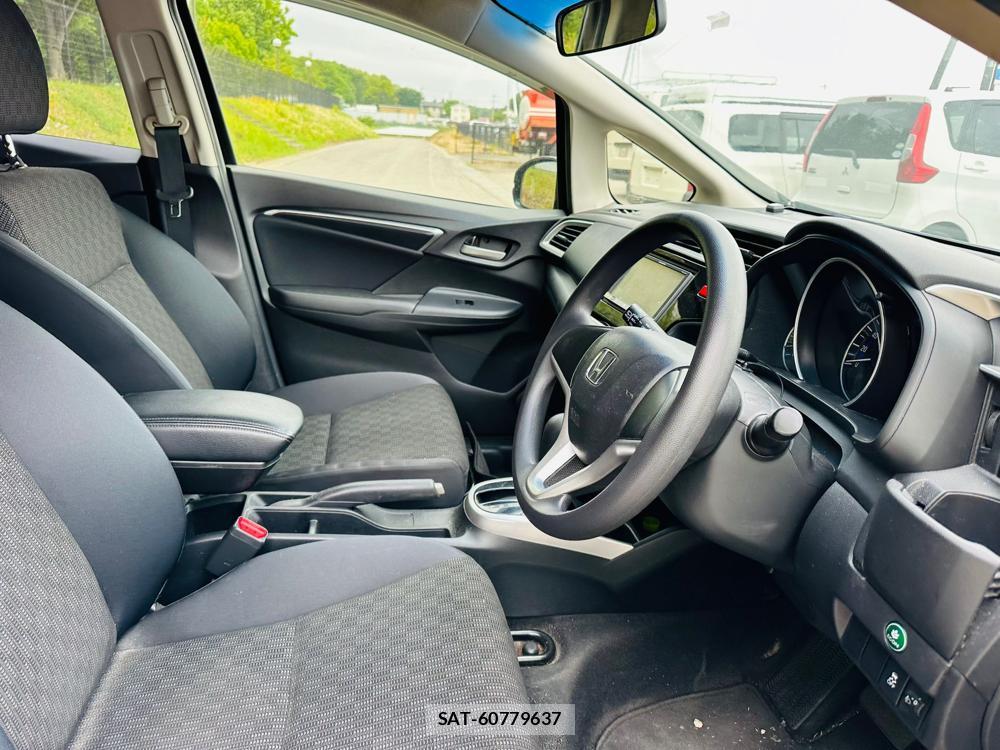 Honda FIT 2013 6577423-11