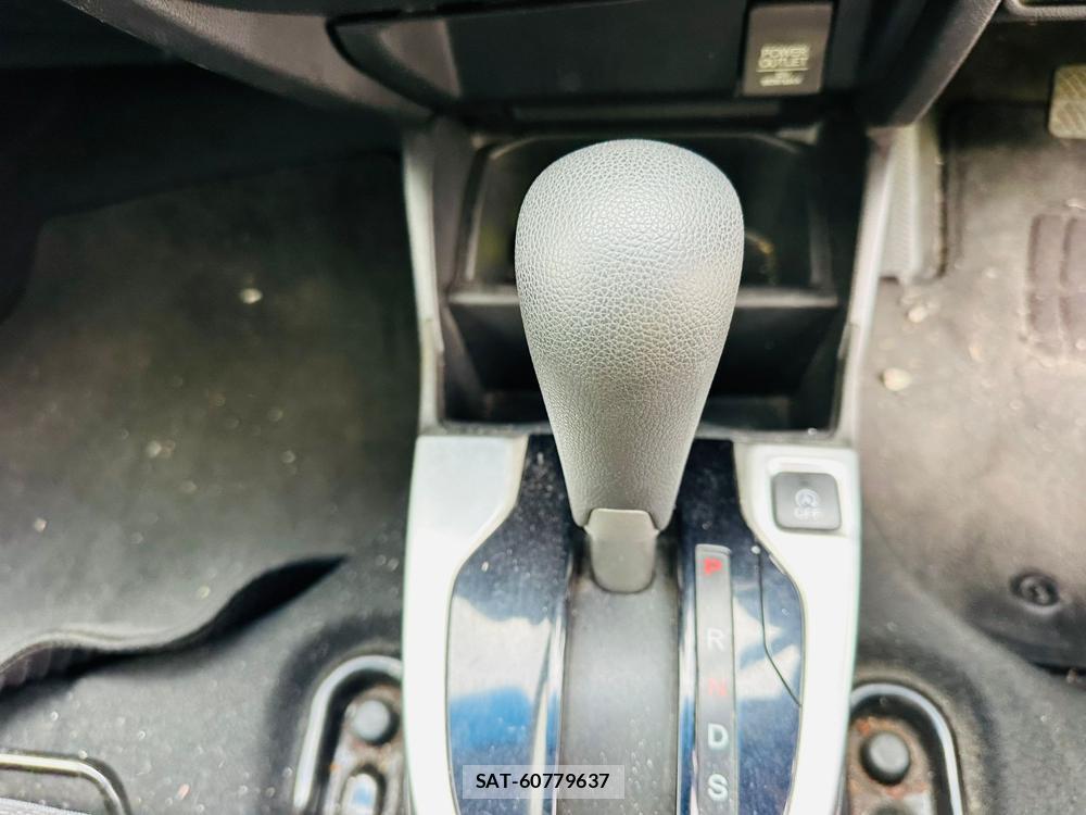 Honda FIT 2013 6577423-18