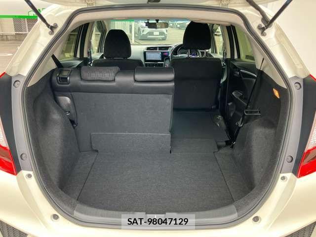 Honda FIT 2016-04 6641570-9