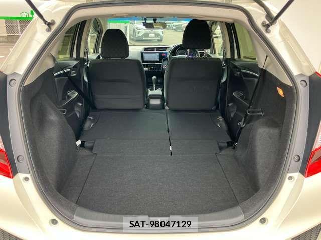 Honda FIT 2016-04 6641570-10