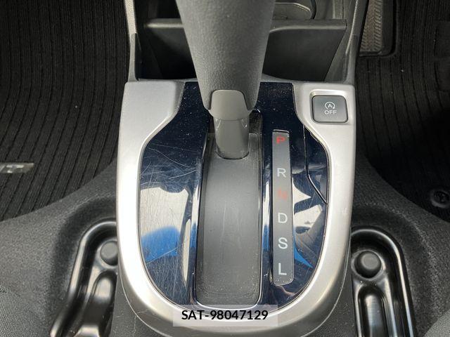 Honda FIT 2016-04 6641570-12