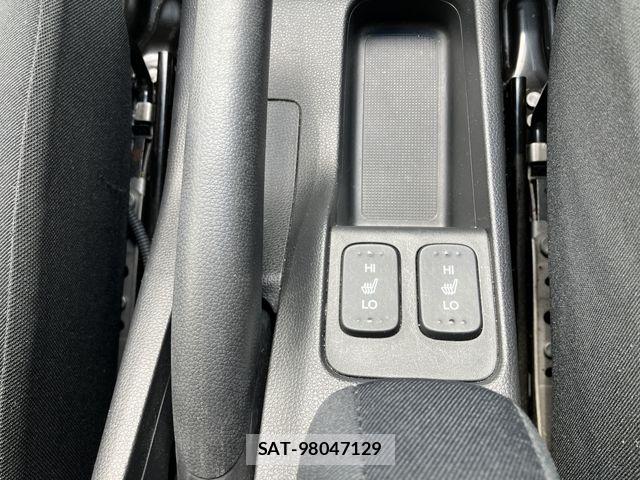 Honda FIT 2016-04 6641570-17