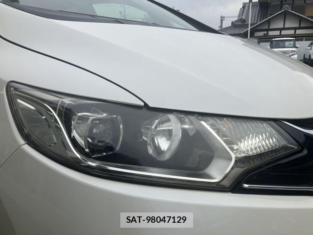 Honda FIT 2016-04 6641570-27