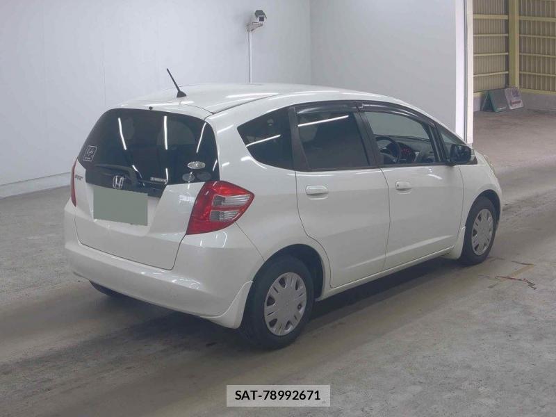 Honda FIT 2008 6665204-1
