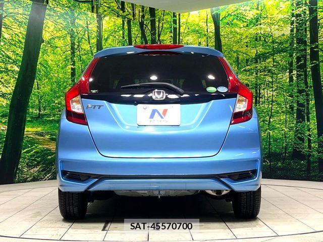 Honda FIT 2017-09 6671277-14