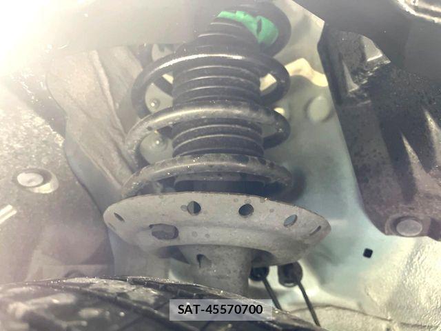 Honda FIT 2017-09 6671277-19
