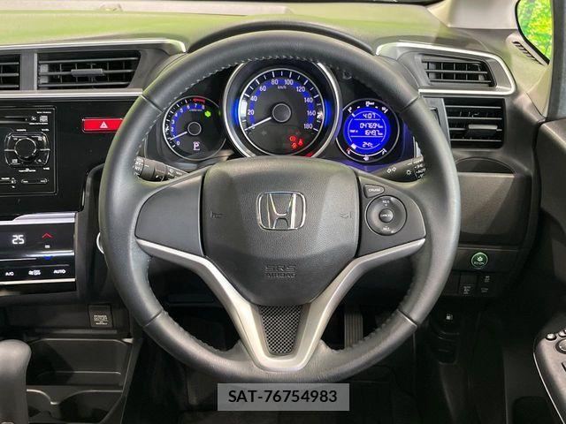 Honda FIT 2015-06 6675938-10