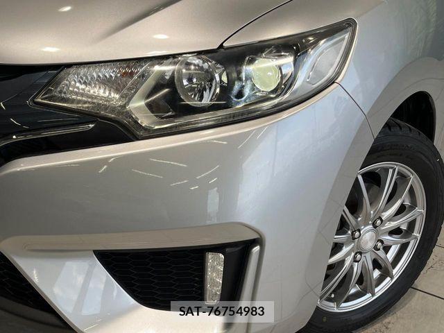 Honda FIT 2015-06 6675938-11