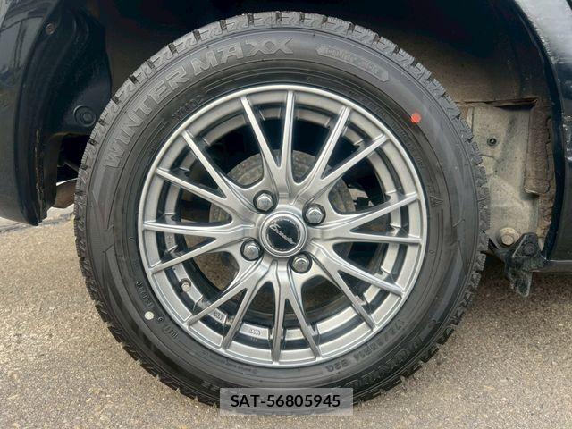 Honda FIT 2011-05 6675942-12