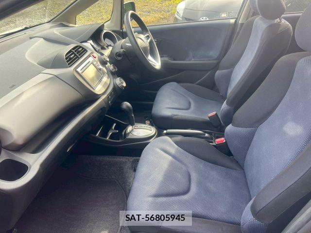 Honda FIT 2011-05 6675942-15