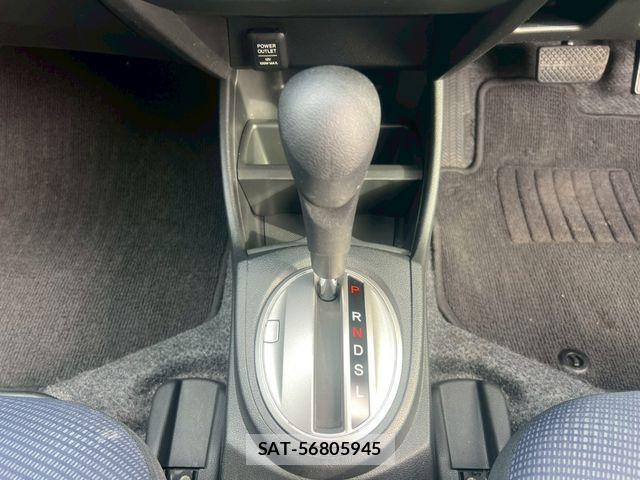Honda FIT 2011-05 6675942-26