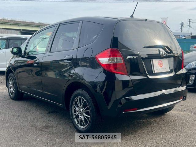 Honda FIT 2011-05 6675942-3