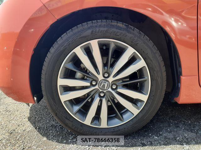 Honda FIT 2015-06 6682660-12