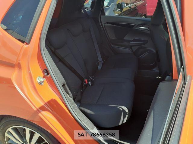 Honda FIT 2015-06 6682660-16