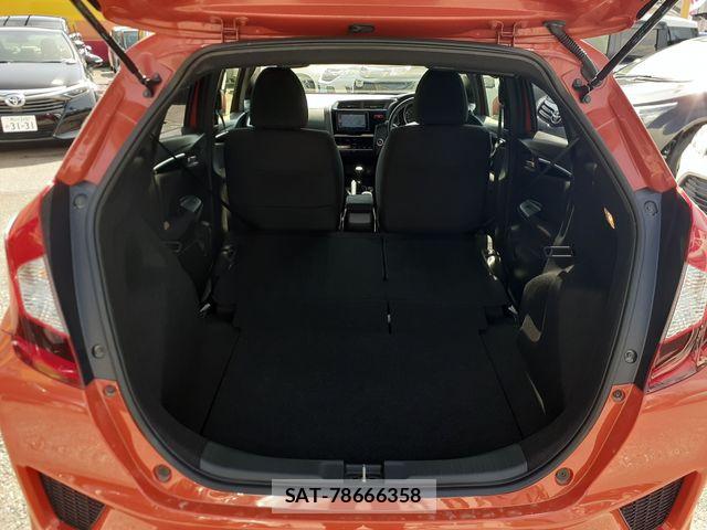 Honda FIT 2015-06 6682660-18