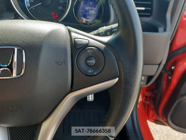 Honda FIT 2015-06 6682660-26