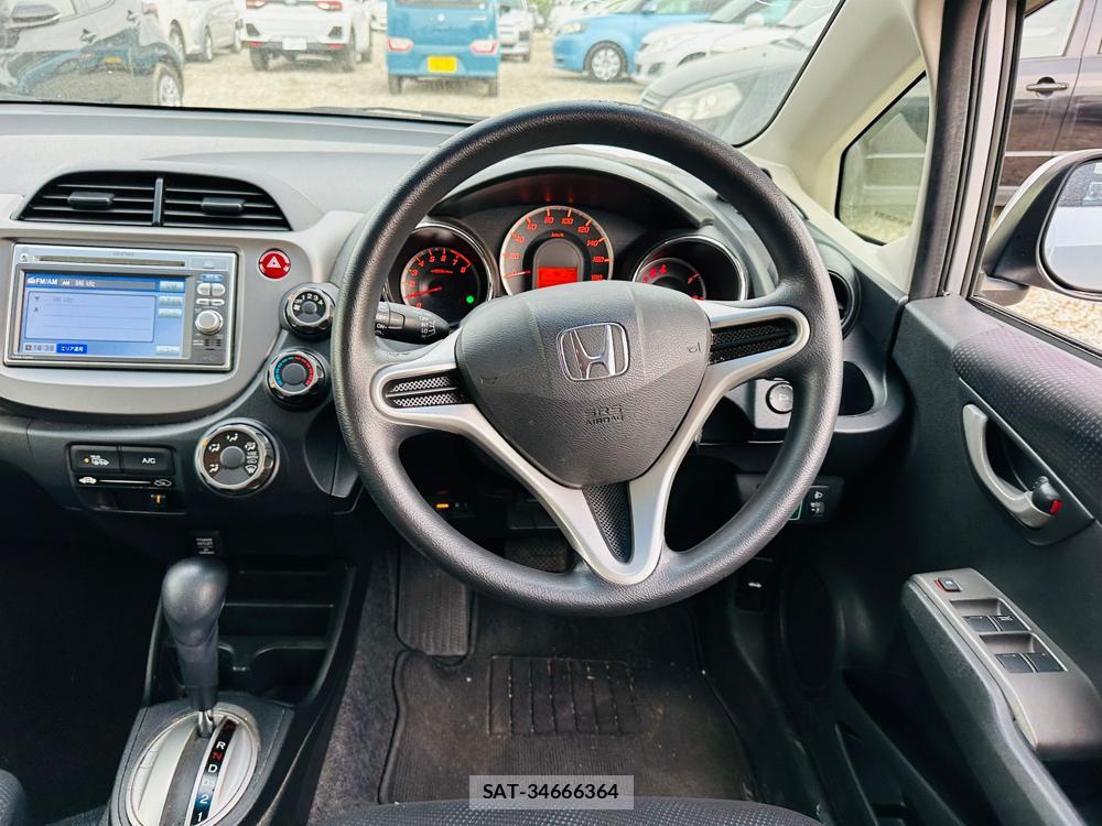 Honda FIT 2013 6148134-13