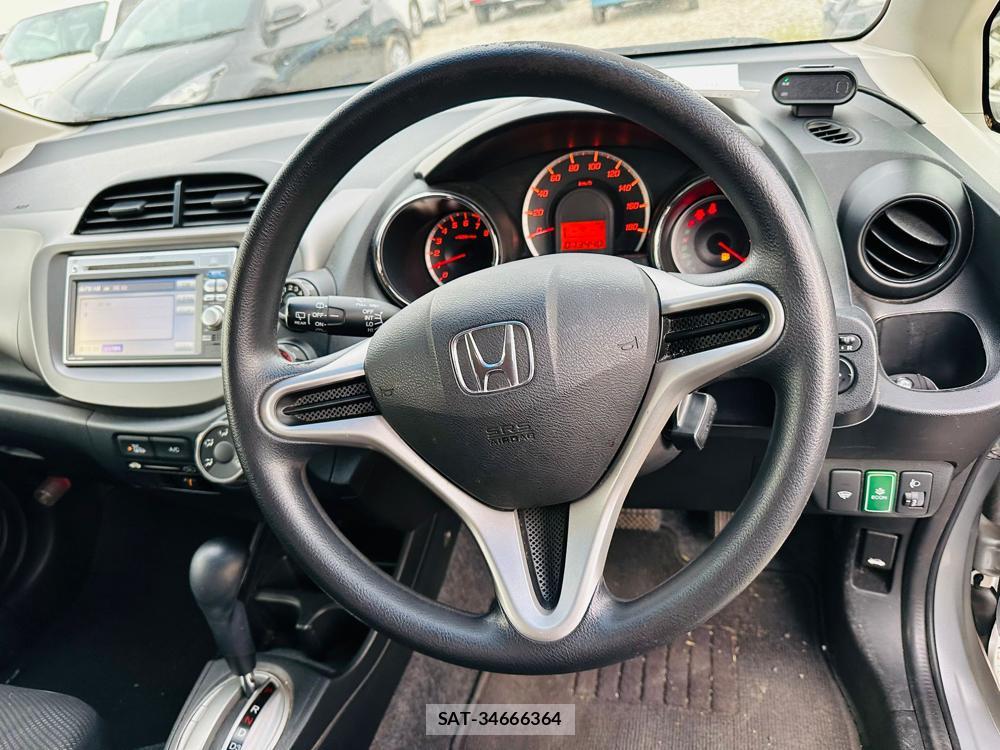 Honda FIT 2013 6148134-14