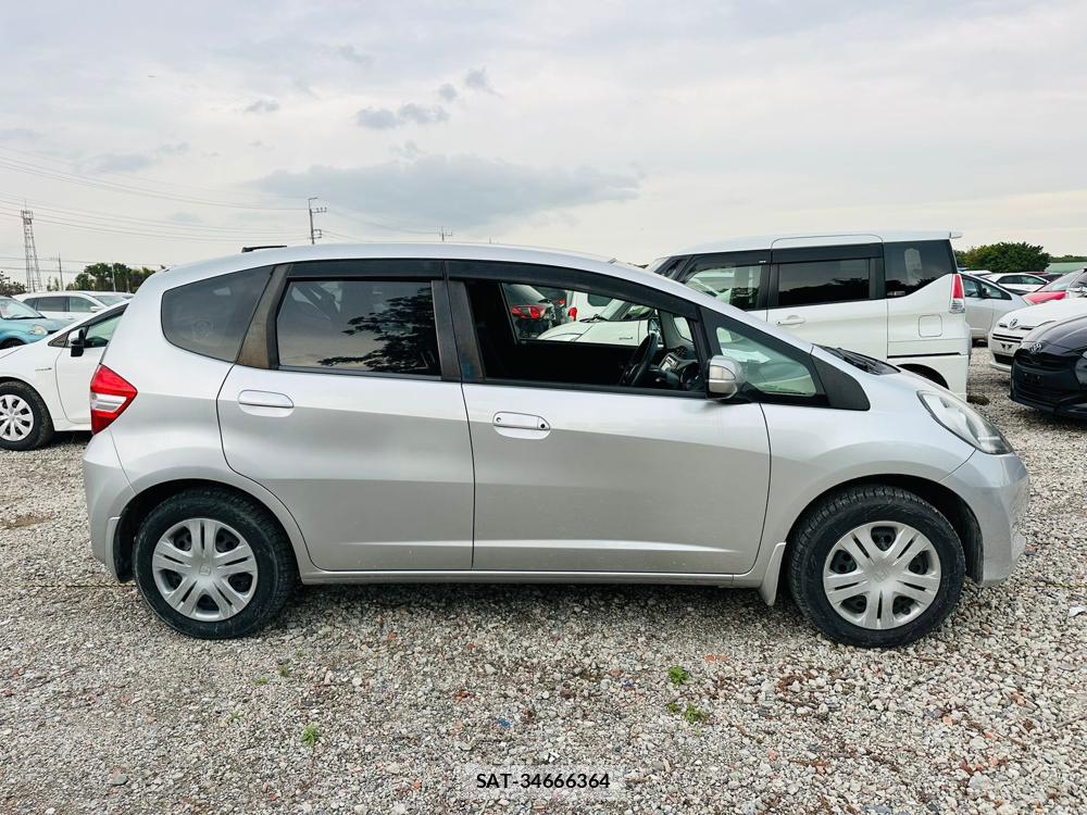 Honda FIT 2013 6148134-5