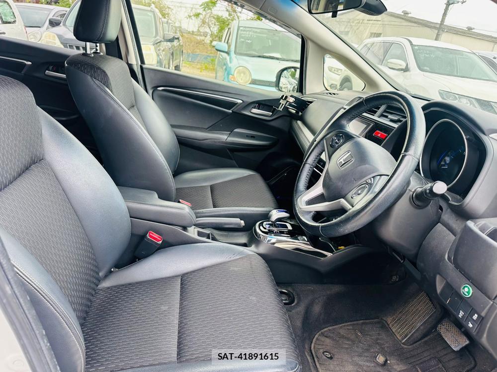 Honda FIT 2015 6587855-11