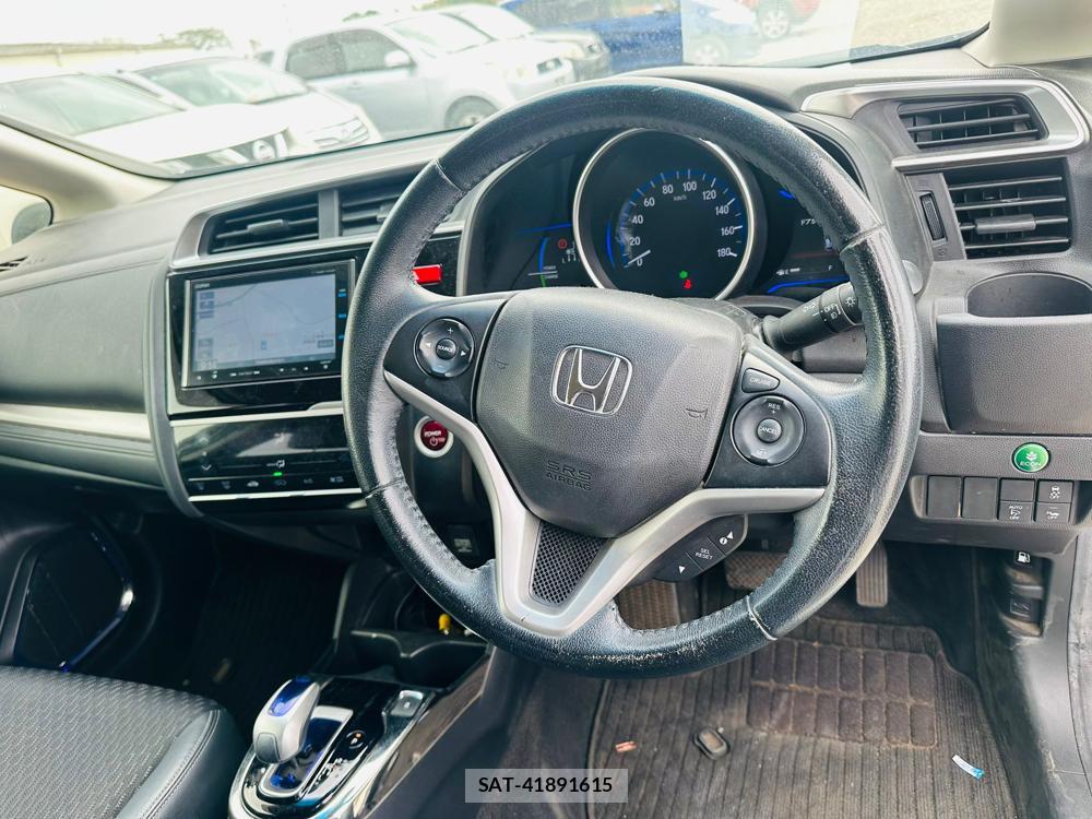 Honda FIT 2015 6587855-14