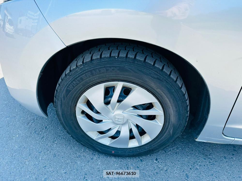 Honda FIT 2013 6205401-28