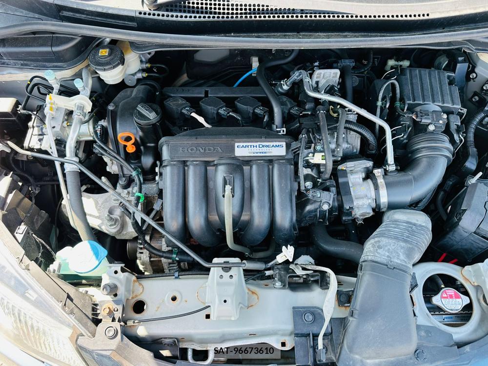 Honda FIT 2013 6205401-32