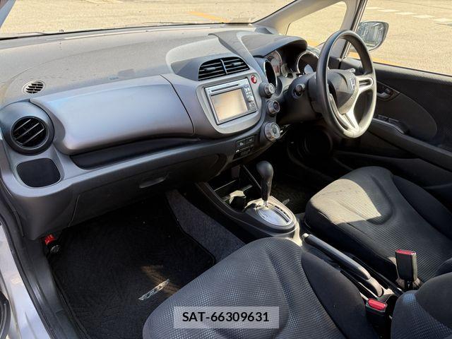 Honda FIT 2012-02 6791026-1