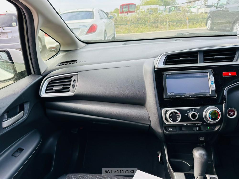 Honda FIT 2014 6157945-16
