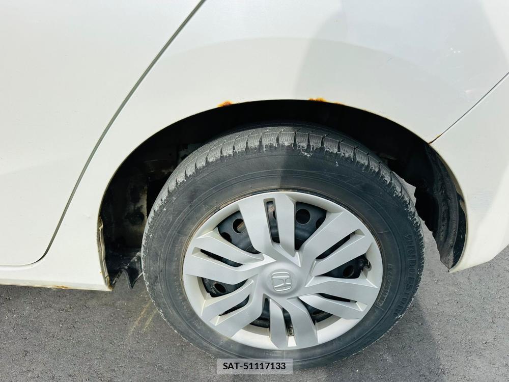 Honda FIT 2014 6157945-29