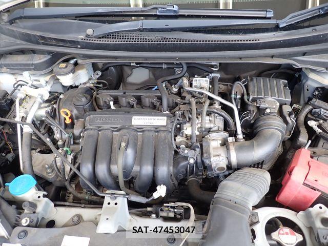 Honda FIT 2017-02 6814887-24