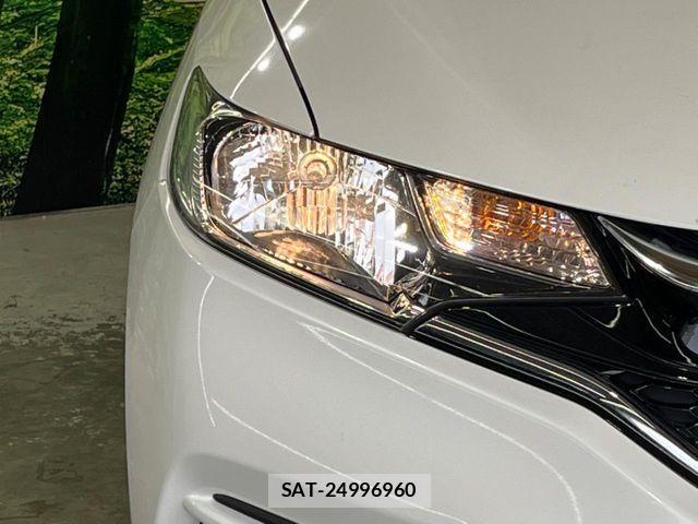 Honda FIT 2018-07 6814889-11