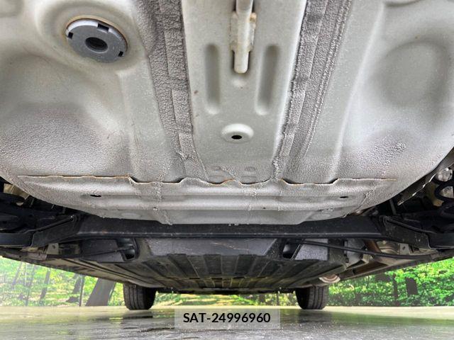 Honda FIT 2018-07 6814889-17