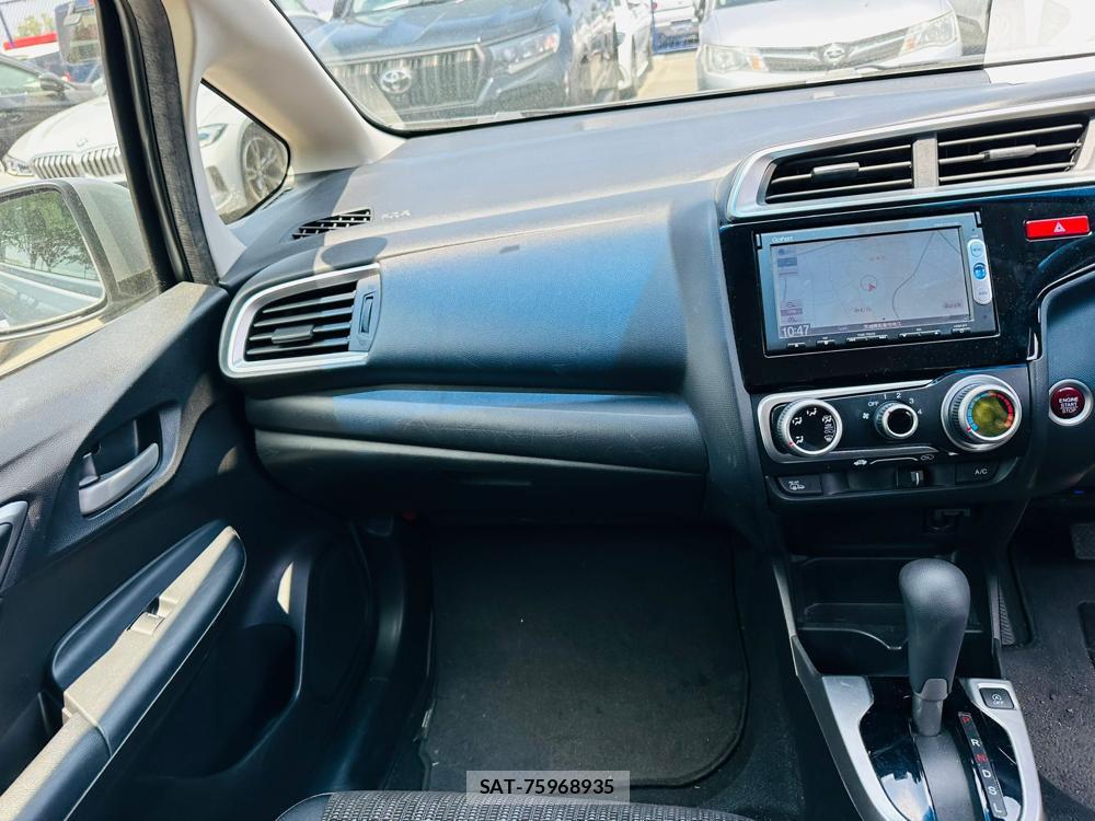 Honda FIT 2014 6735241-16