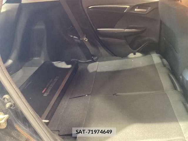 Honda FIT 2015-11 6905074-16