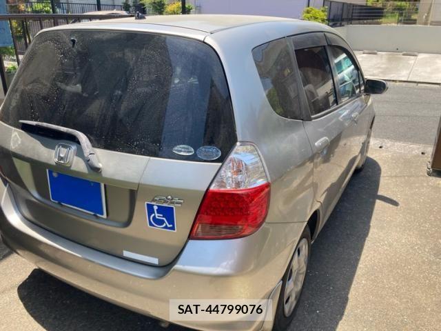 Honda FIT 2005-02 6905095-3