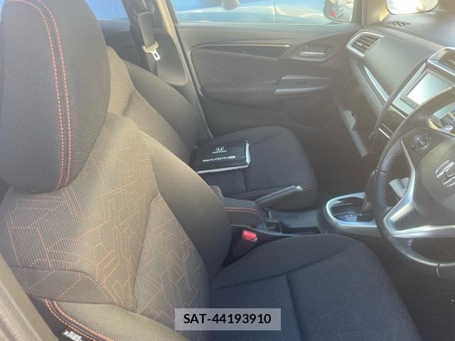 Honda FIT 2017-04 6905060-11