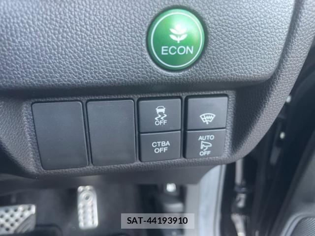 Honda FIT 2017-04 6905060-19