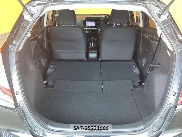 Honda FIT 2017-06 6905073-10