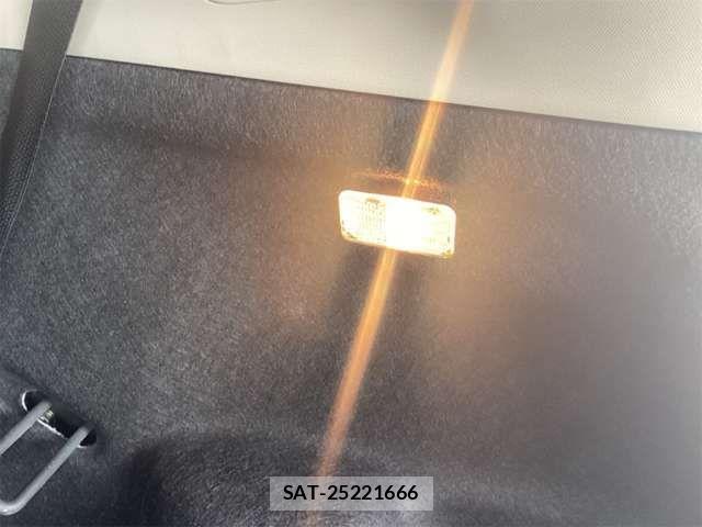 Honda FIT 2017-06 6905073-12