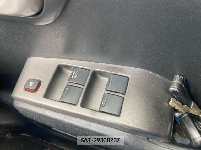 Honda FIT 2011-10 6905129-19