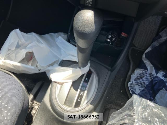 Honda FIT 2008-03 6905133-19