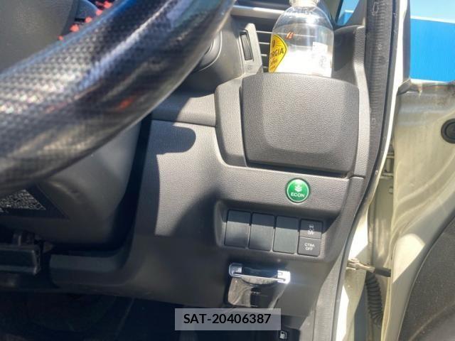 Honda FIT 2013-09 6905086-16