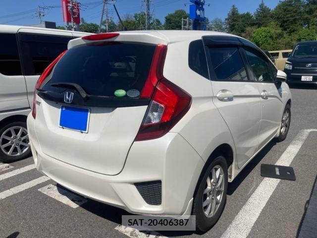 Honda FIT 2013-09 6905086-3
