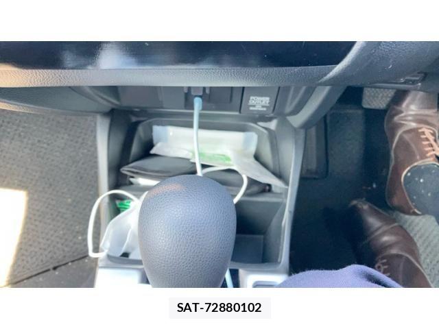 Honda FIT 2015-09 6905088-15