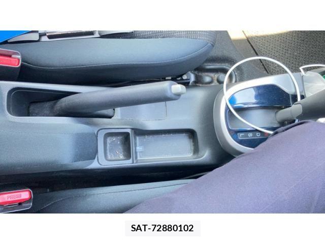 Honda FIT 2015-09 6905088-16