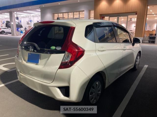 Honda FIT 2013-12 6905094-2