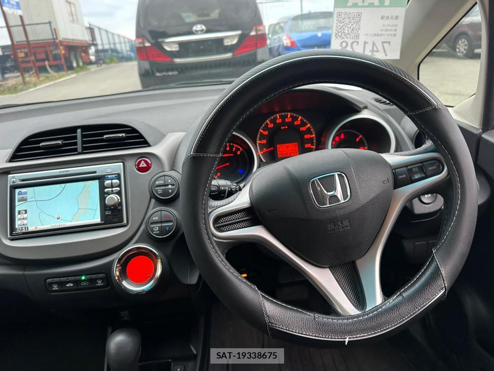 Honda FIT 2011 6848853-14