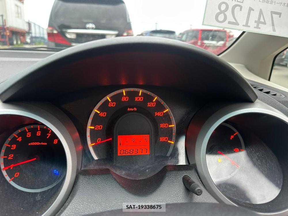 Honda FIT 2011 6848853-15