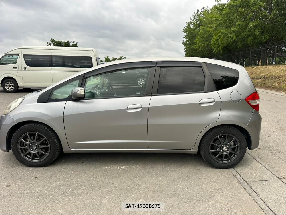 Honda FIT 2011 6848853-1